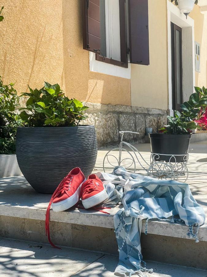 Apartments Borghetto วิงกุรัน ภายนอก รูปภาพ