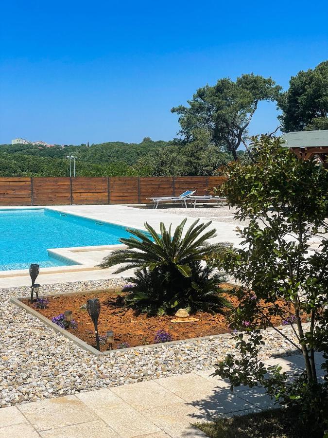 Apartments Borghetto วิงกุรัน ภายนอก รูปภาพ