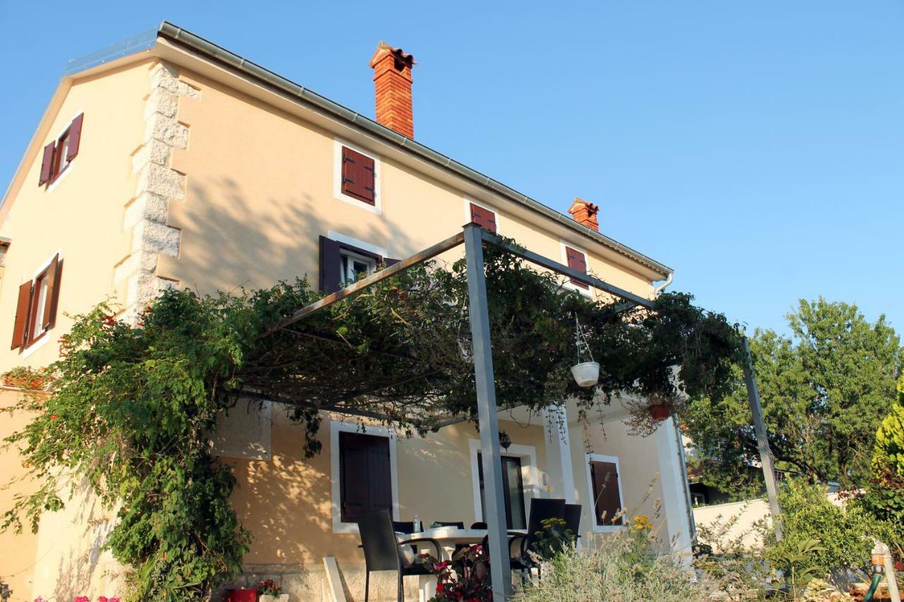 Apartments Borghetto วิงกุรัน ภายนอก รูปภาพ
