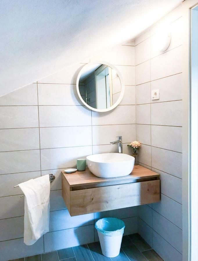 Apartments Borghetto วิงกุรัน ภายนอก รูปภาพ
