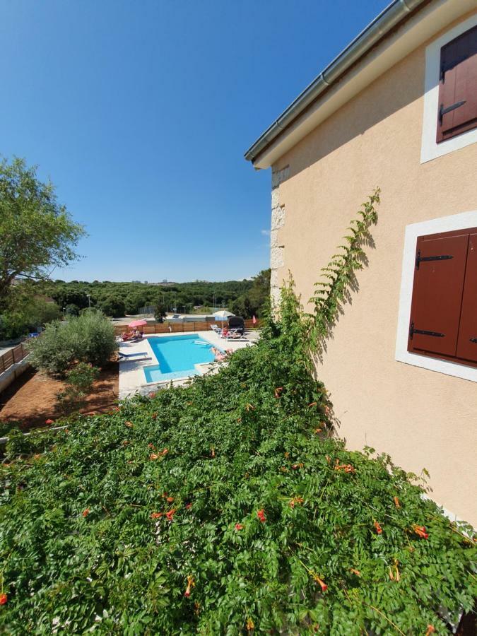 Apartments Borghetto วิงกุรัน ภายนอก รูปภาพ